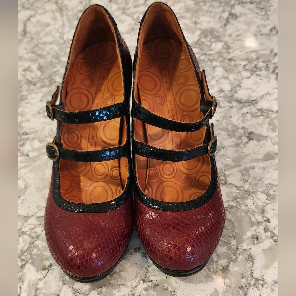 CHIE MIHARA Leather snake skin heels 7.5